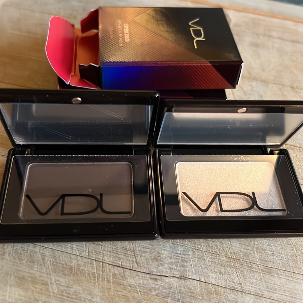 VDL Eyeshadows in Tiara and Espresso